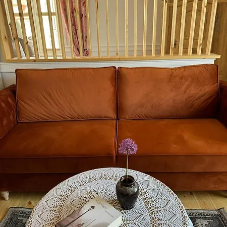 Psd - Anny Lajming 3e Apartment *